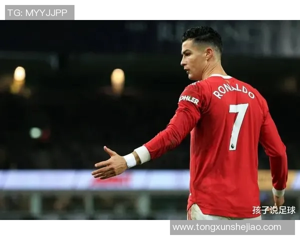 足球明星背后的传奇人生与奋斗历程全景揭秘超长视频